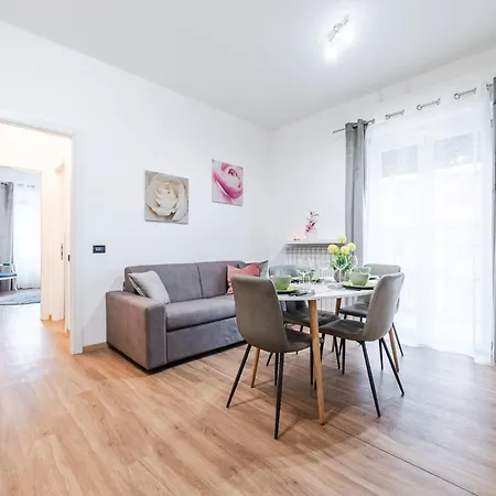 Apartment Essenza Moderna - Zona Ospedale Civile